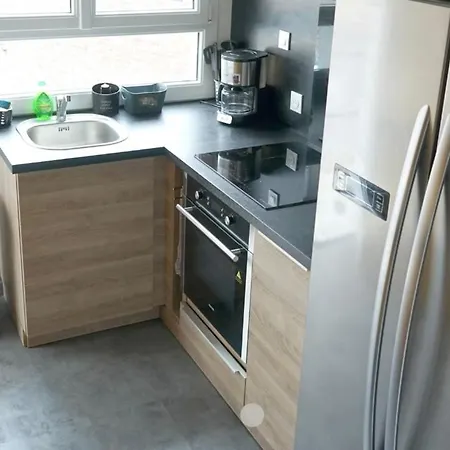 - Duguesclin アパート *